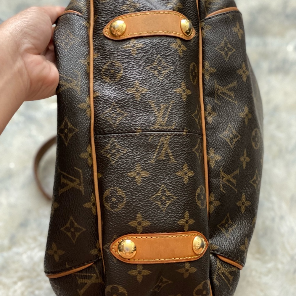 Authentic Louis Vuitton Galliera PM Used authentic - Picture 9 of 15